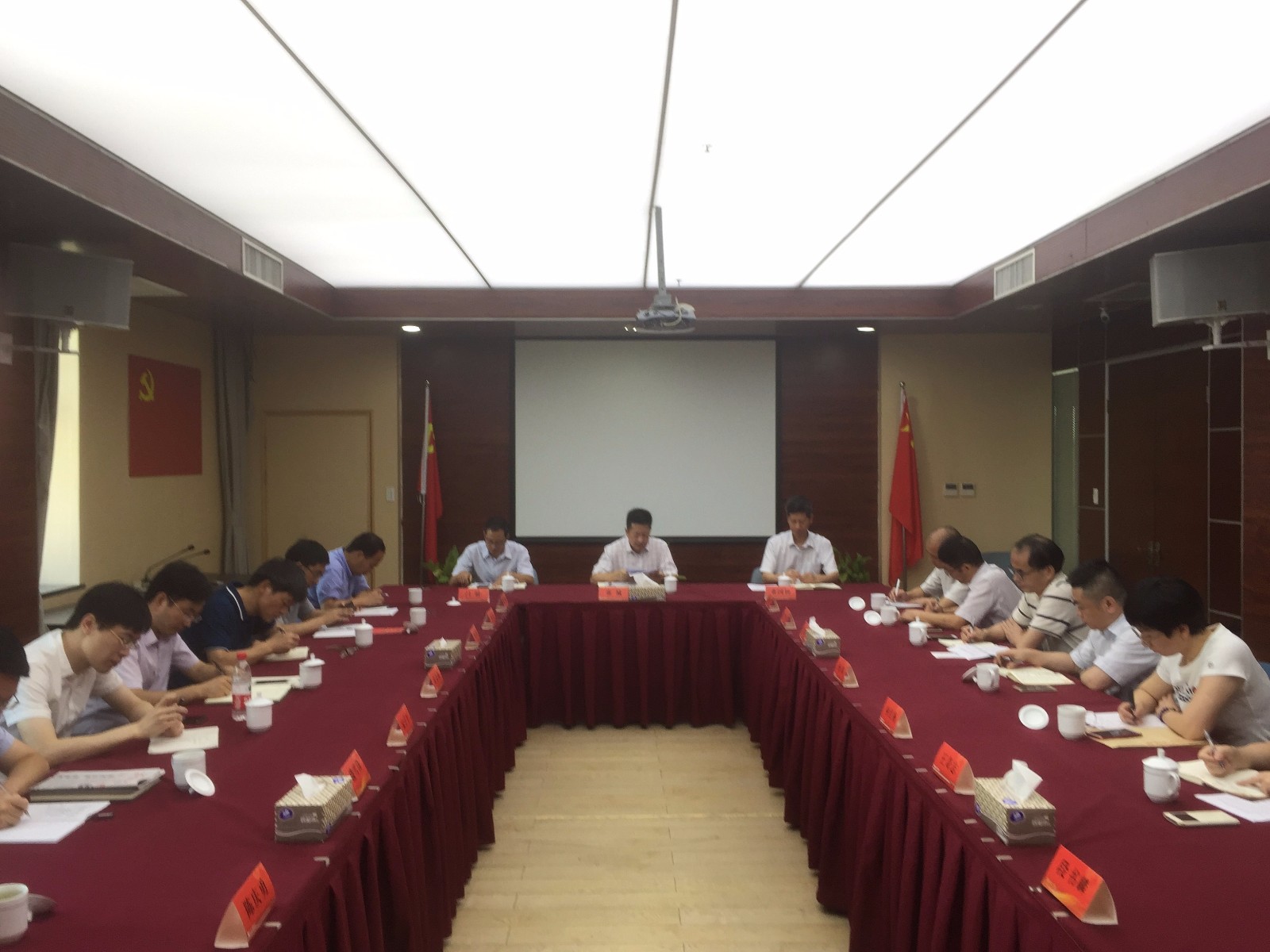 1532770439805586.jpg 2018.7.27.集團(tuán)紀(jì)委擴(kuò)大會(huì)議照片3.jpg