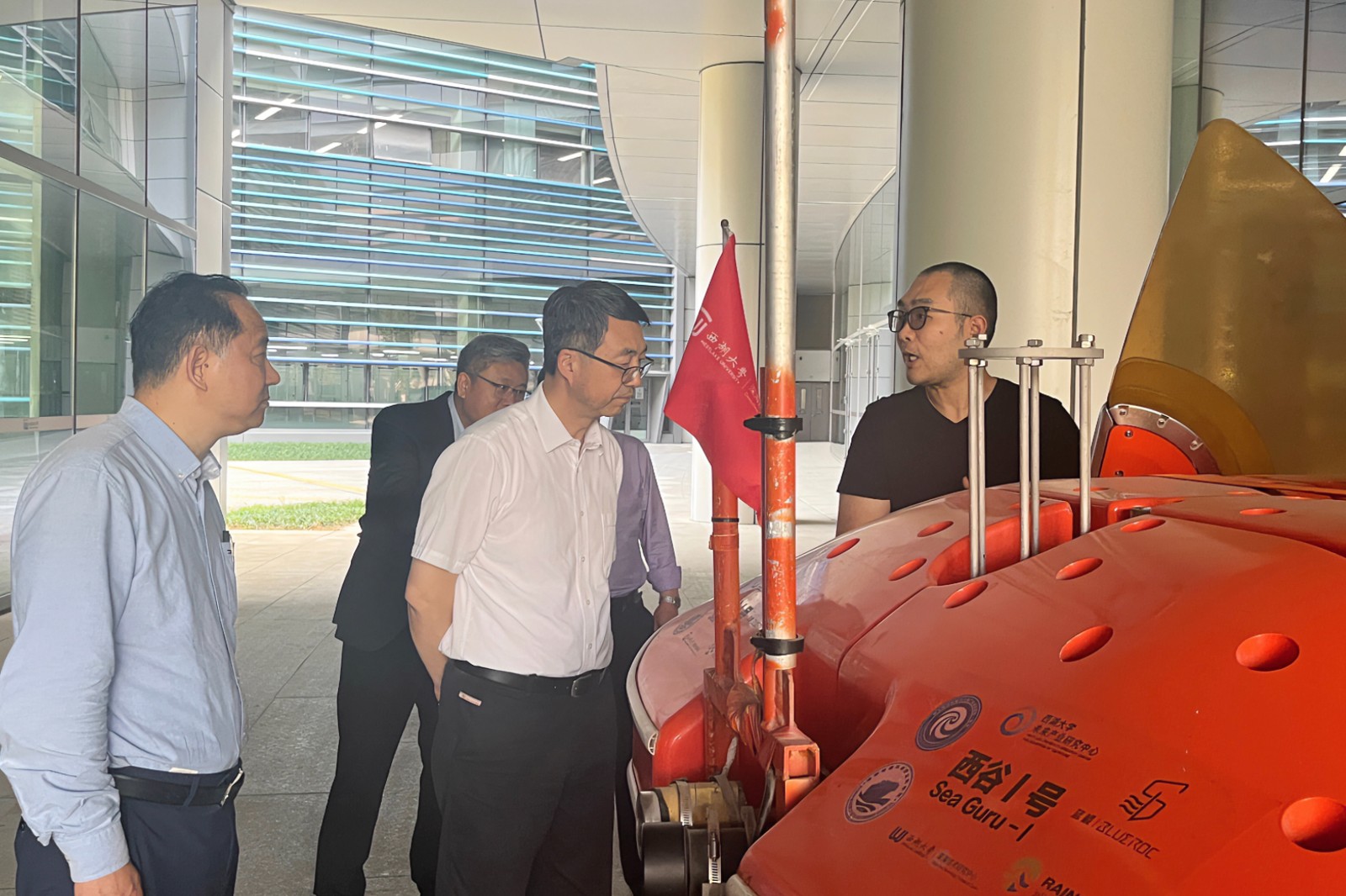 1713266955877475.jpg 1713266955877475.jpg