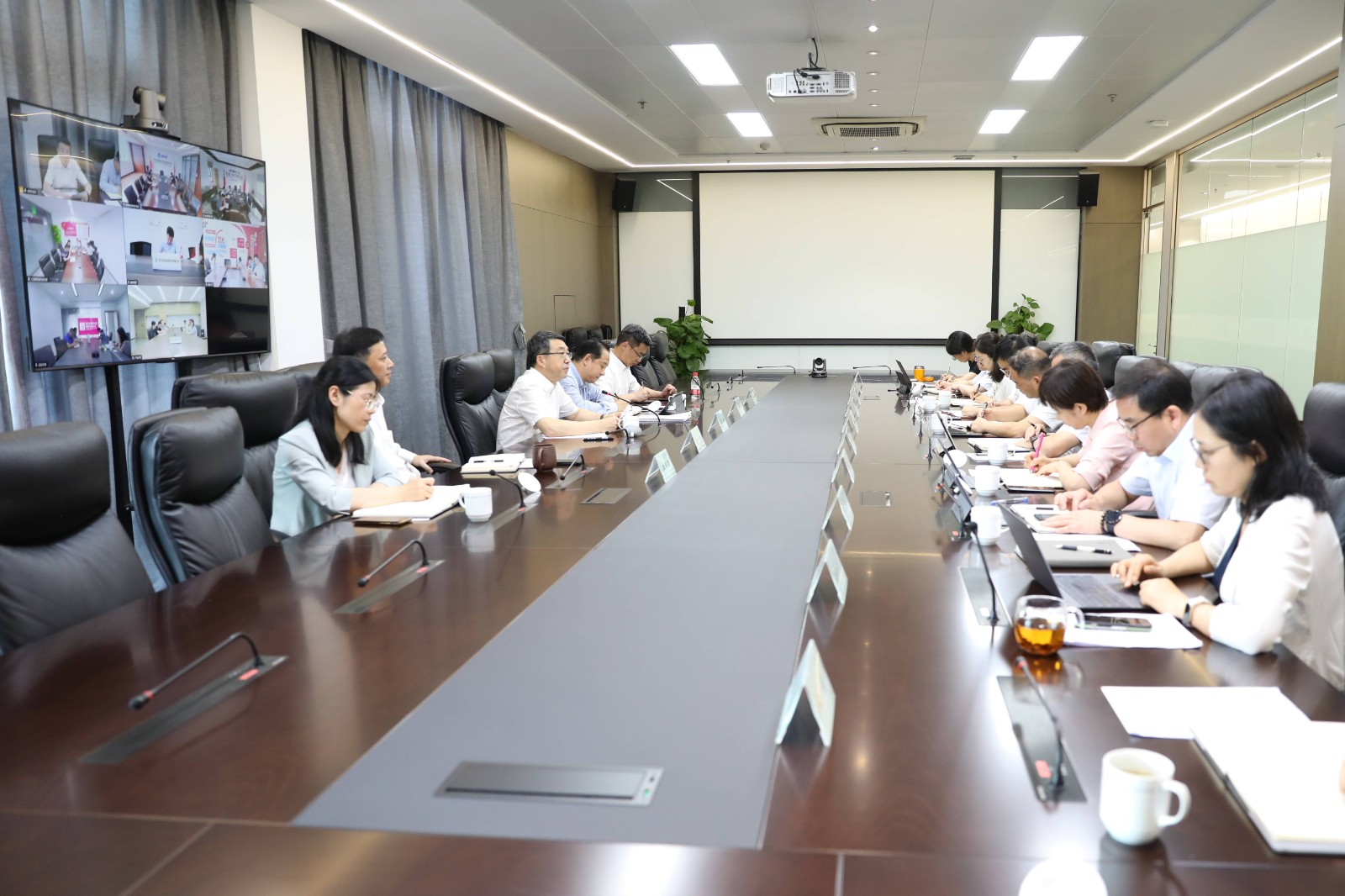 1718249433707668.jpg 1718249433707668.jpg